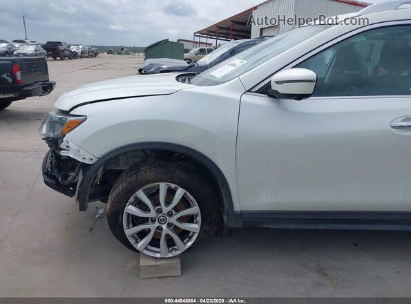 KNMAT2MT1HP595665 2017 NISSAN ROGUE White 