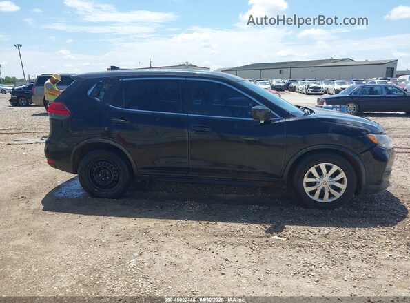 KNMAT2MT3HP608433 2017 NISSAN ROGUE Black Вид задньої частини салону