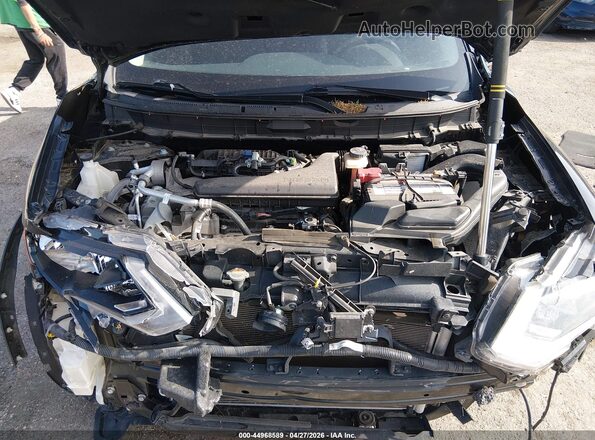KNMAT2MT3JP505048 2018 NISSAN ROGUE Black 