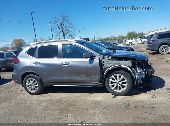 KNMAT2MT3JP601911 2018 NISSAN ROGUE Gray უკანა სალონის ხედი