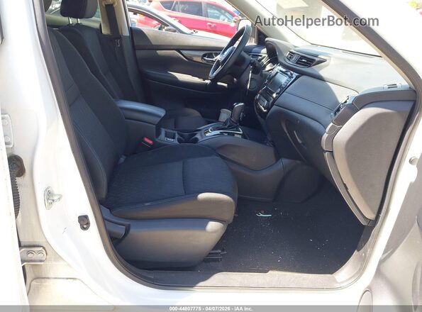KNMAT2MT3LP503951 2020 NISSAN ROGUE White Вид салону спереду