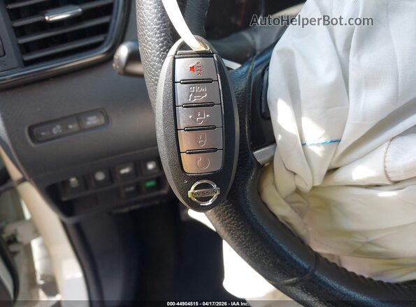 KNMAT2MT4LP542337 2020 NISSAN ROGUE White Dashboard view