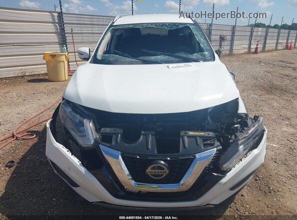 KNMAT2MT5JP592354 2018 NISSAN ROGUE White 
