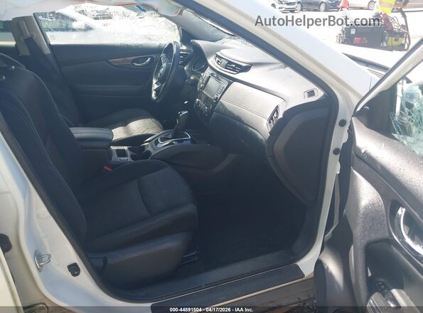 KNMAT2MT5JP592354 2018 NISSAN ROGUE White 