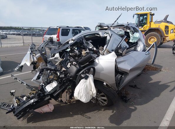 KNMAT2MT8JP579825 2018 NISSAN ROGUE Silver Դիմացի տեսք