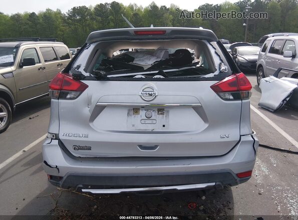 KNMAT2MT8JP579825 2018 NISSAN ROGUE Silver 