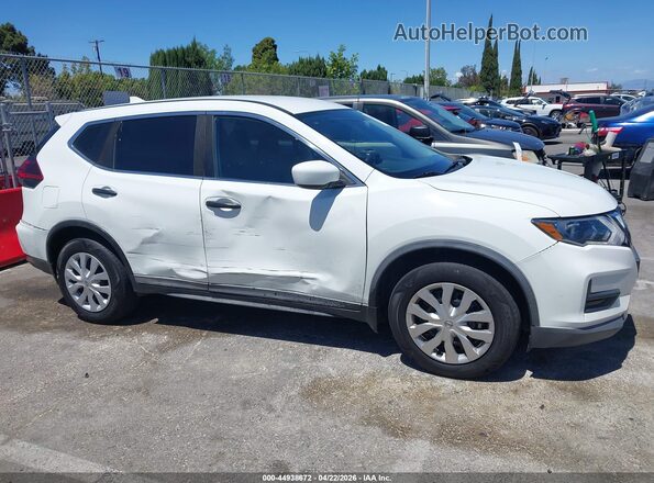 KNMAT2MT8JP588380 2018 NISSAN ROGUE White Սալոնի հետևի տեսք