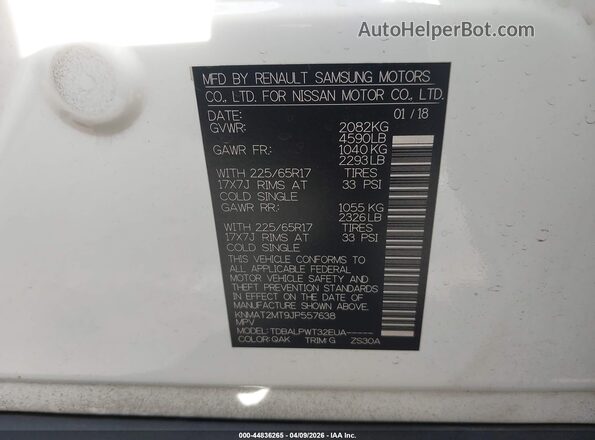 KNMAT2MT9JP557638 2018 NISSAN ROGUE White 