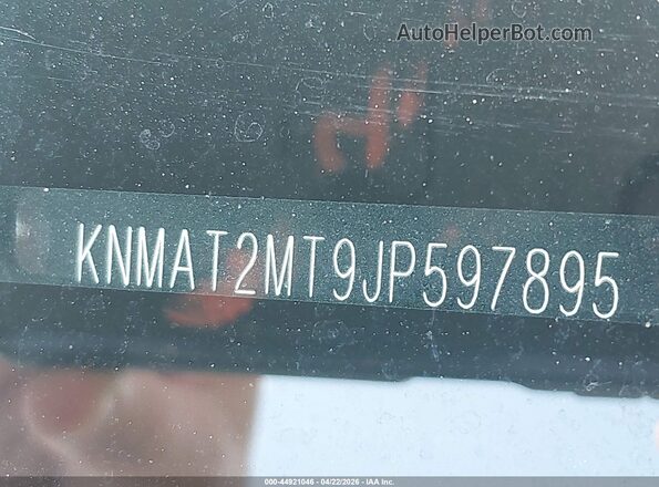 KNMAT2MT9JP597895 2018 NISSAN ROGUE Blue ძრავის განყოფილების ხედი