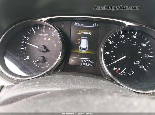 KNMAT2MTXGP628760 2016 NISSAN ROGUE Black Widok tylnych siedzeń