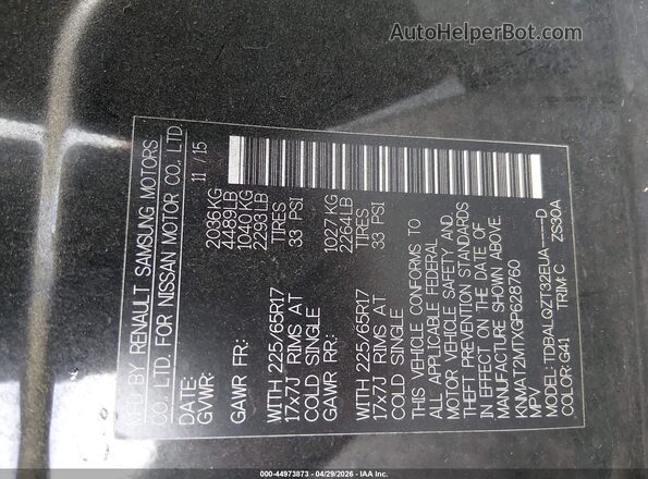 KNMAT2MTXGP628760 2016 NISSAN ROGUE Black Widok komory silnika