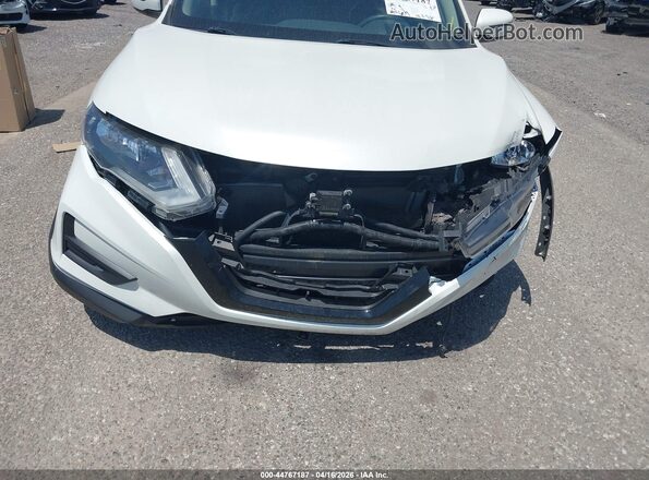 KNMAT2MTXJP595590 2018 NISSAN ROGUE White 