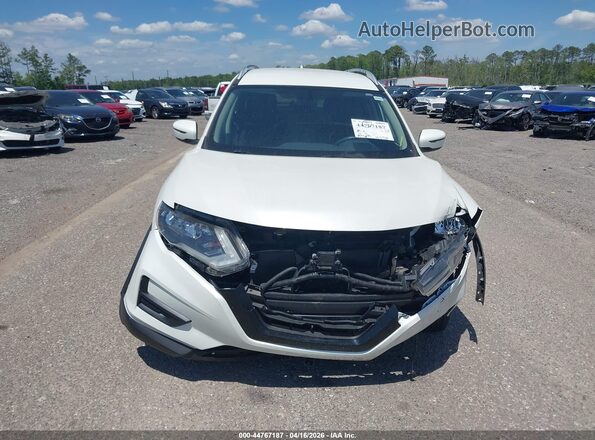 KNMAT2MTXJP595590 2018 NISSAN ROGUE White 