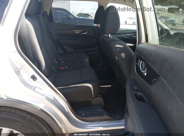KNMAT2MTXKP524732 2019 NISSAN ROGUE Silver 