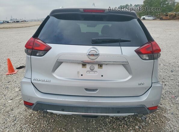 KNMAT2MTXLP509827 2020 NISSAN ROGUE Серебряный Вид сзади