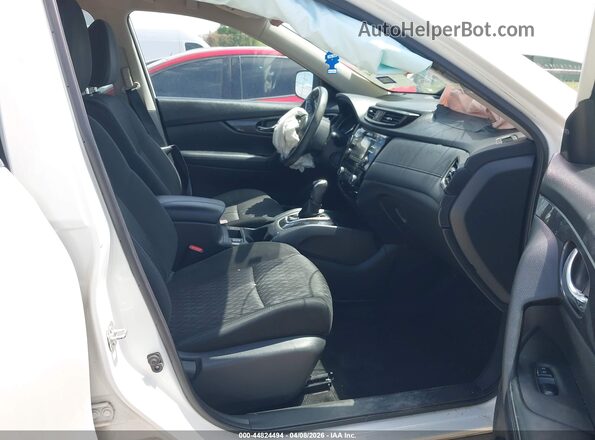 KNMAT2MV2HP592176 2017 NISSAN ROGUE White 