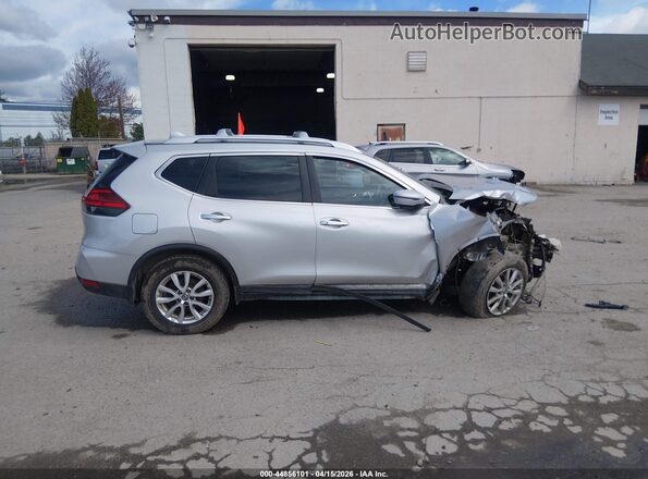 KNMAT2MV3HP525697 2017 NISSAN ROGUE Silver Панорамний вид салону 360°