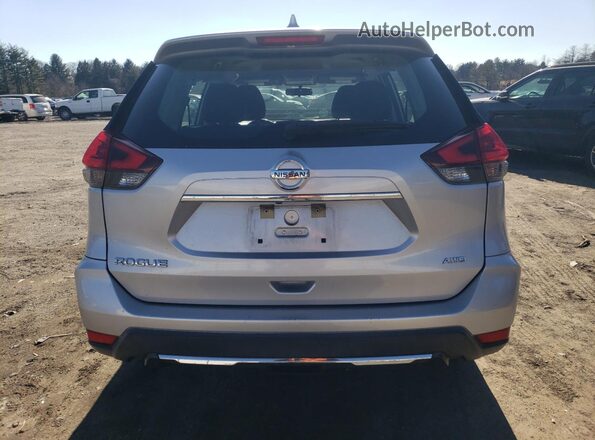 KNMAT2MV3JP568958 2018 NISSAN ROGUE Silver Rear view