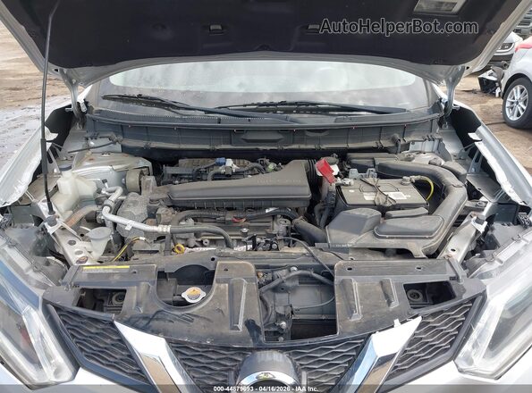 KNMAT2MV5GP687930 2016 NISSAN ROGUE Silver 