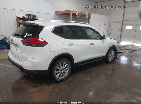 KNMAT2MV7HP520101 2017 NISSAN ROGUE White 