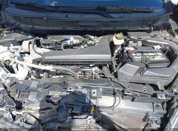 KNMAT2MV7JP534697 2018 NISSAN ROGUE Black Հետևի տեսք