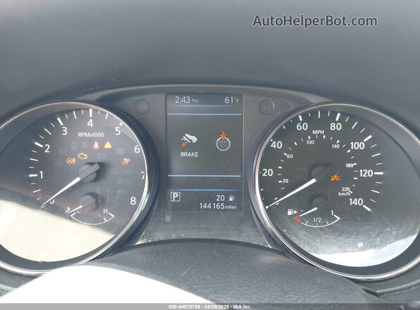 KNMAT2MV7JP534697 2018 NISSAN ROGUE Black Հետևի նստատեղերի տեսք
