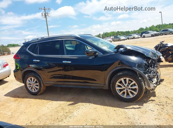 KNMAT2MV7JP534697 2018 NISSAN ROGUE Black Սալոնի հետևի տեսք