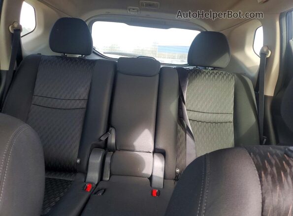 KNMAT2MV7JP559552 2018 NISSAN ROGUE Blue Widok tylnych siedzeń