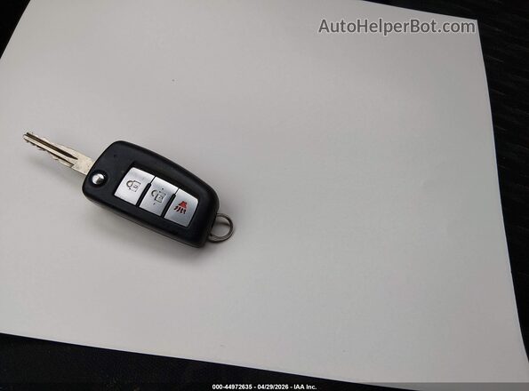 KNMAT2MV8HP510239 2017 NISSAN ROGUE White Dashboard view