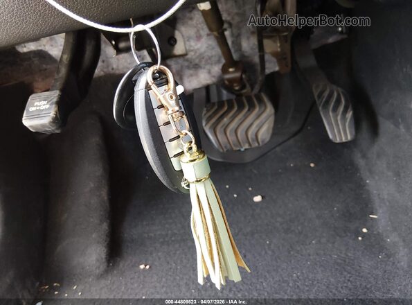 KNMAT2MV8KP555138 2019 NISSAN ROGUE Черный Вид панели приборов
