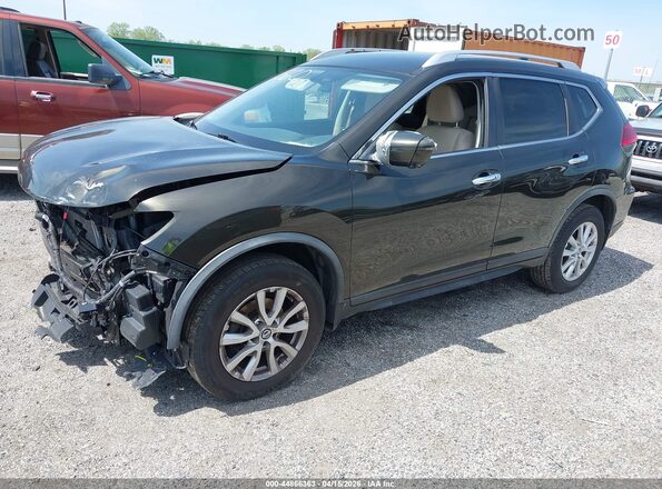 KNMAT2MV9HP601360 2017 NISSAN ROGUE Green წინა მარცხენა ხედი სამი მეოთხედიდან