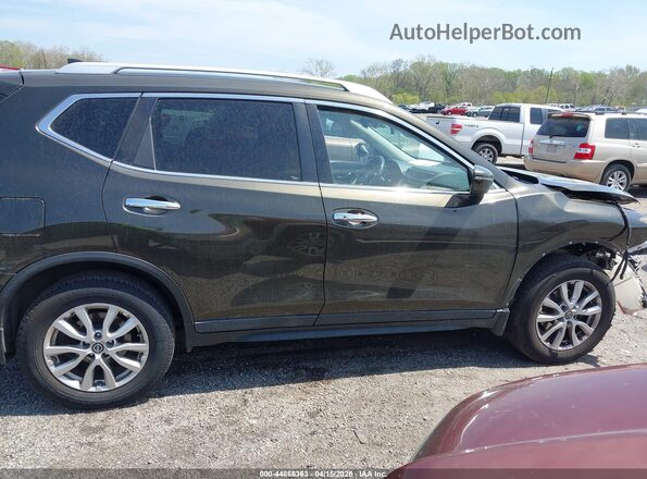 KNMAT2MV9HP601360 2017 NISSAN ROGUE Green სალონის 360-გრადუსიანი ხედი