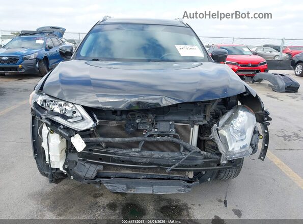 KNMAT2MVXHP616076 2017 NISSAN ROGUE Black Вид спереду