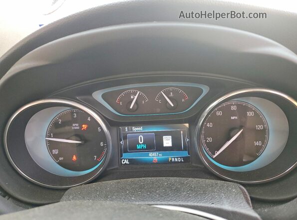 LRBFXBSA7HD054115 2017 BUICK ENVISION Red Widok zestawu wskaźników