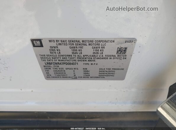 LRBFZNR47PD084371 2023 BUICK ENVISION White Вид підкапотного простору