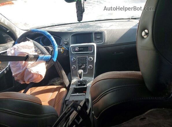 LYV612TK1GB097304 2016 VOLVO S60 Black Вид панелі приладів