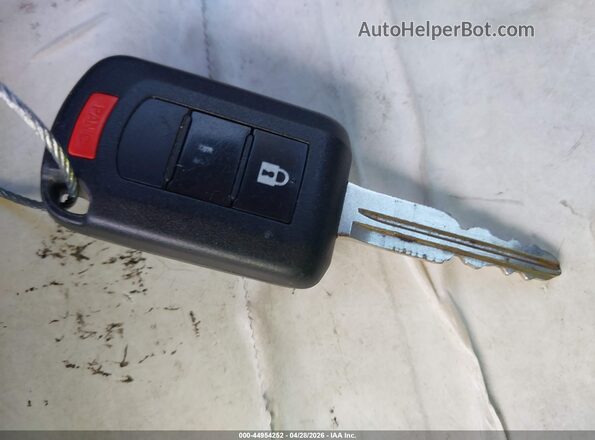 ML32F3FJ3HH004682 2017 MITSUBISHI MIRAGE G4 White Вид панелі приладів