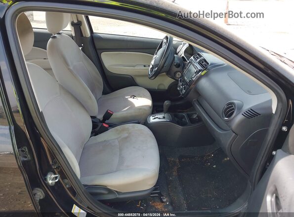 ML32F3FJ8HHF15825 2017 MITSUBISHI MIRAGE G4 Черный Вид салона спереди
