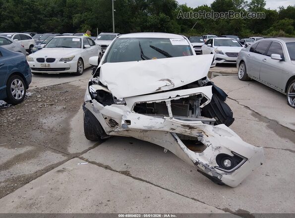 ML32F4FJ3HHF16998 2017 MITSUBISHI MIRAGE G4 Белый Вид спереди