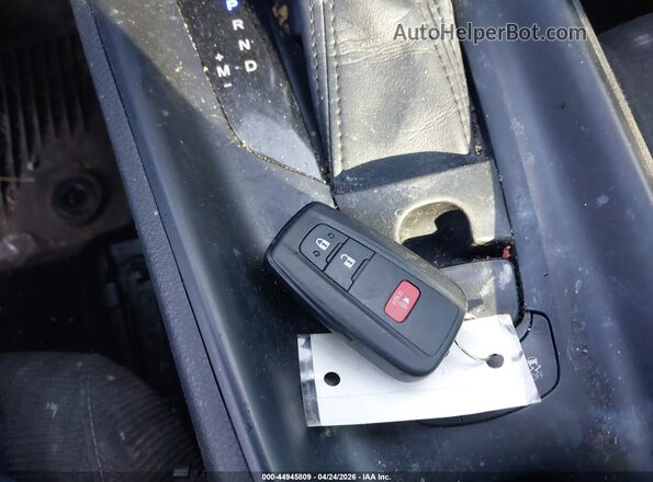 NMTKHMBX8JR001087 2018 TOYOTA LE Синий Вид панели приборов