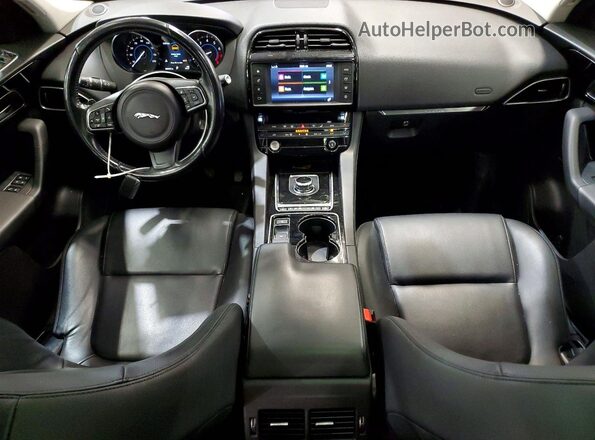SADCJ2BVXHA880147 2017 JAGUAR F-PACE Black Vista del salpicadero