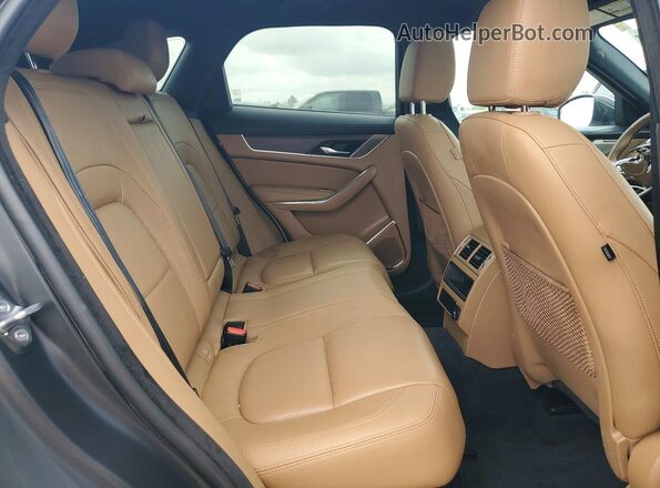 SADCJ2EX0PA714702 2023 JAGUAR F-PACE White Widok tylnych siedzeń