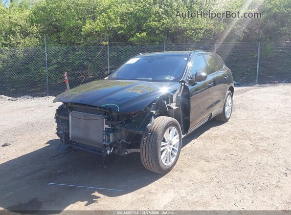 SADCK2BV3HA061851 2017 JAGUAR F-PACE Black Вид спереду