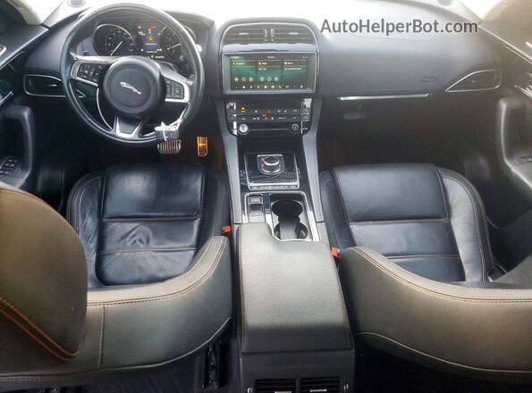 SADCK2GX7KA390263 2019 JAGUAR F-PACE Белый Вид панели приборов