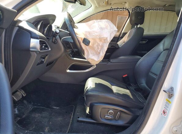 SADCK2GX7KA390649 2019 JAGUAR F-PACE White წინა სალონის ხედი