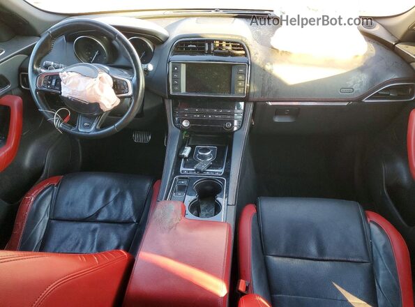 SADCM2BV1HA051846 2017 JAGUAR F-PACE Белый Вид панели приборов