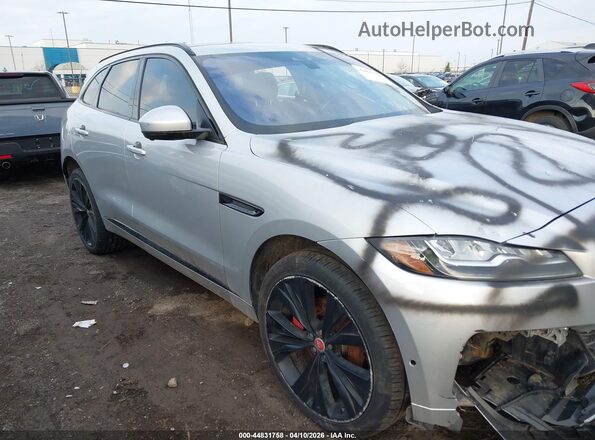 SADCM2BV5HA076619 2017 JAGUAR F-PACE Silver Вид спереду