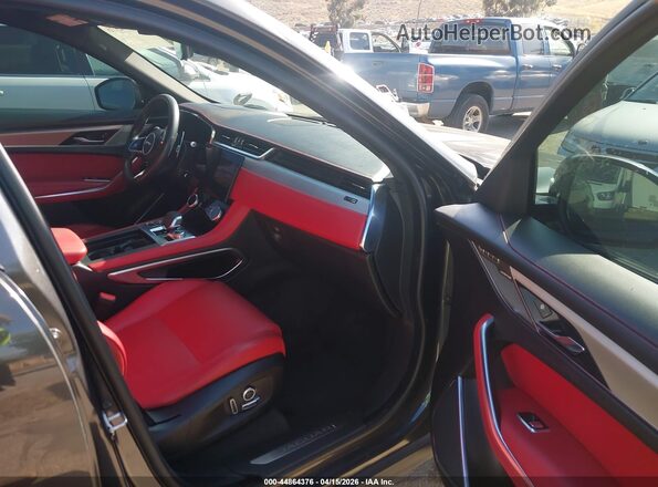 SADCT2FU4RA720326 2024 JAGUAR F-PACE Черный Вид салона спереди