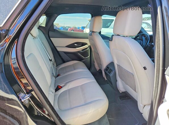 SADFJ2FX3J1Z31440 2018 JAGUAR E-PACE Black უკანა სალონის ხედი