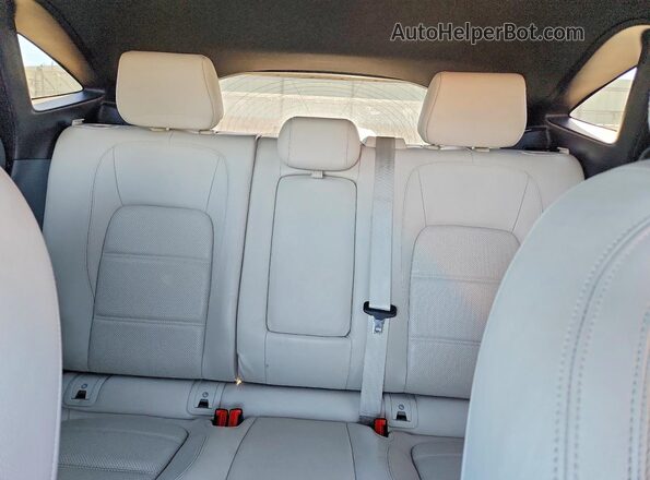 SADFJ2FX3J1Z31440 2018 JAGUAR E-PACE Black უკანა სავარძლების ხედი